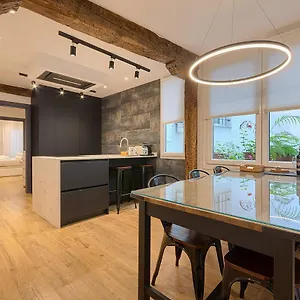 Moderno Y Lujoso En El Historico Casco Viejo Apartment Bilbao